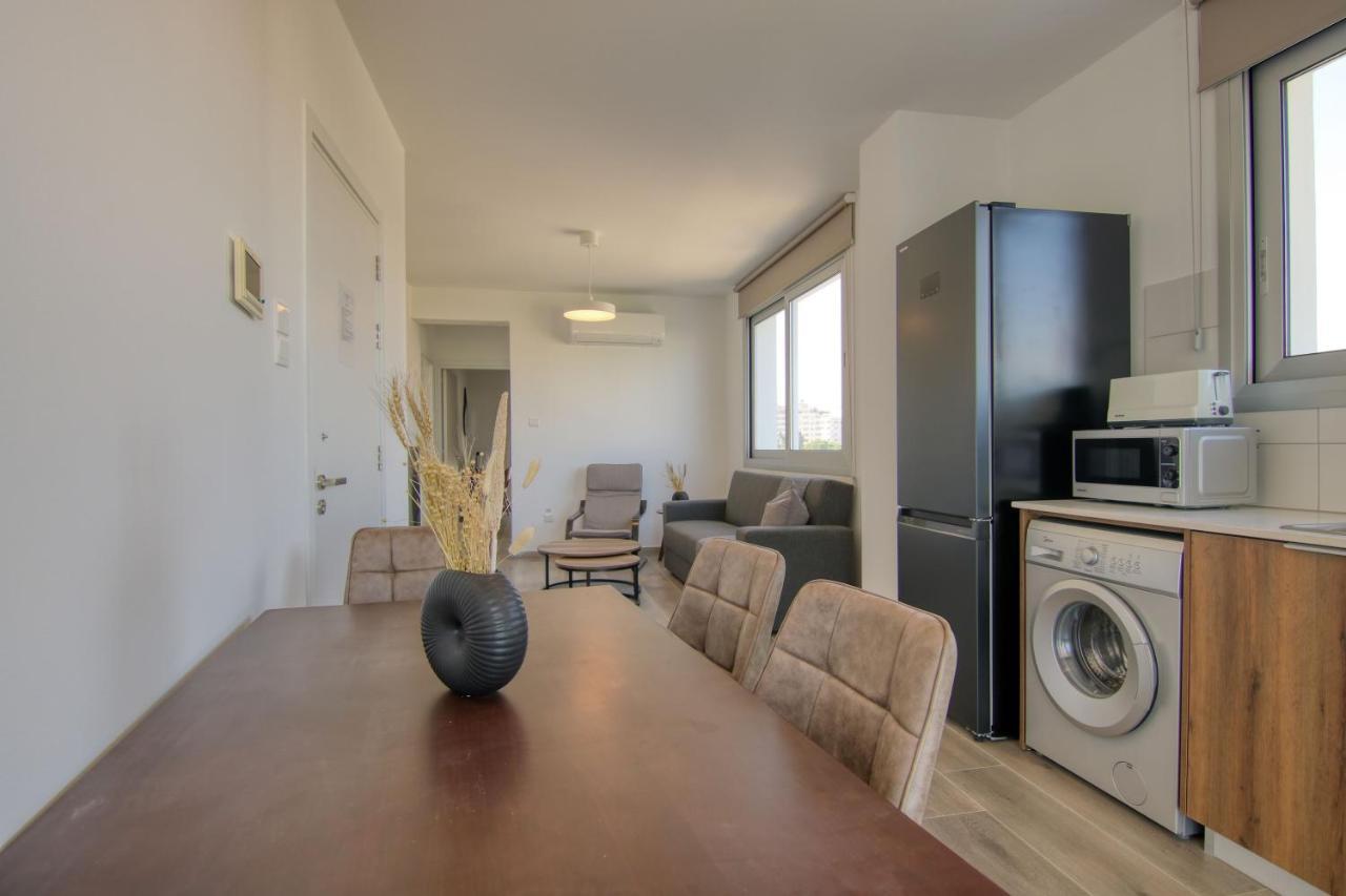 Phaedrus Living Coral Suites Aquatic Larnaka Exterior foto